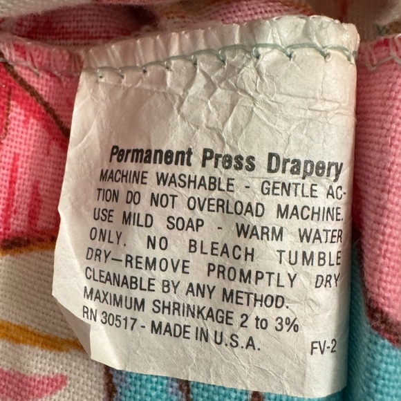 Vintage Strawberry Shortcake Bedroom Set Lamp Curtains Bed Spread Twin Sheets - Picture 15 of 16